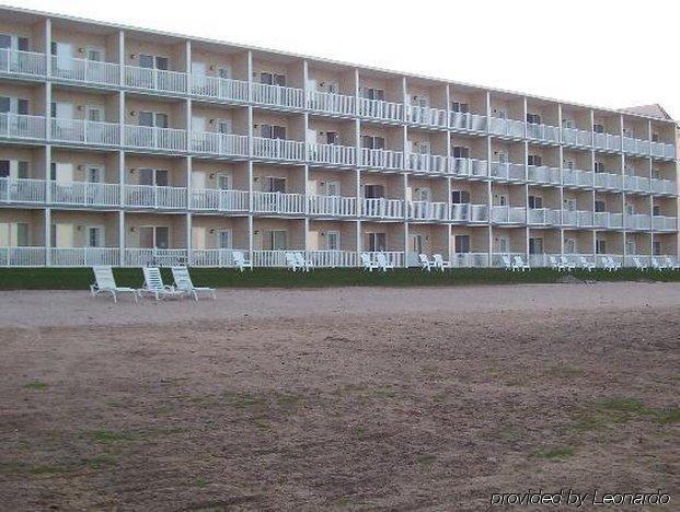 Mackinaw Beach And Bay Inn & Suites Mackinaw City Buitenkant foto